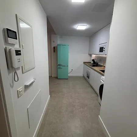 Nuevo! En El Centro! 1m Metro, Zambrano Y Con Parking Apartment Malaga