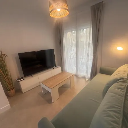Nuevo! En El Centro! 1m Metro, Zambrano Y Con Parking Apartamento Málaga