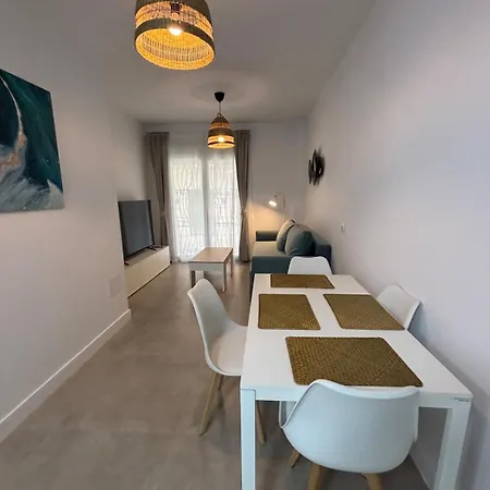 Apartment Nuevo! En El Centro! 1m Metro, Zambrano Y Con Parking Malaga