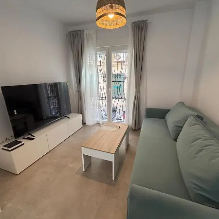 Apartment Nuevo! En El Centro! 1m Metro, Zambrano Y Con Parking Malaga