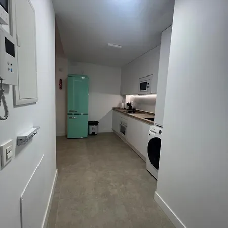 Nuevo! En El Centro! 1m Metro, Zambrano Y Con Parking Apartamento Málaga